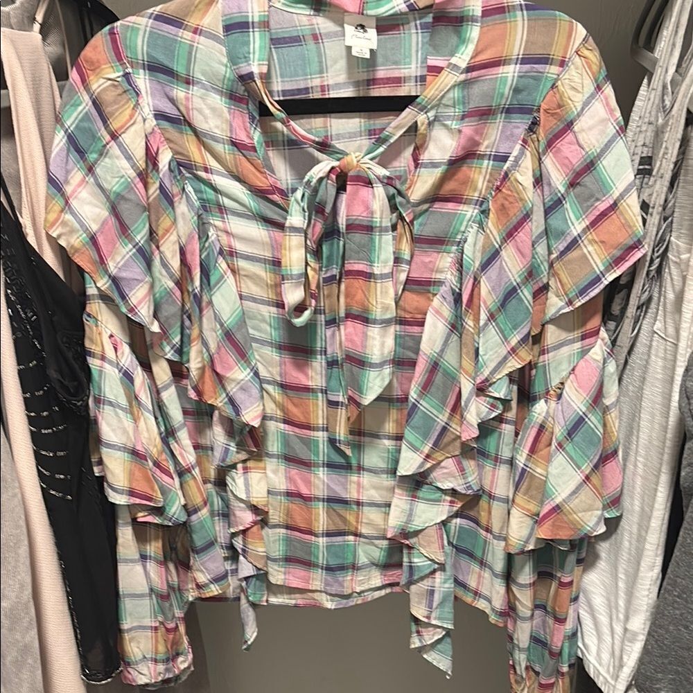 Vici spring plaid blouse- small - 🆕 Colorful Plaid Ruffle Blouse 👚
